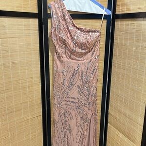 Elegant One-Shoulder Sequin Dress